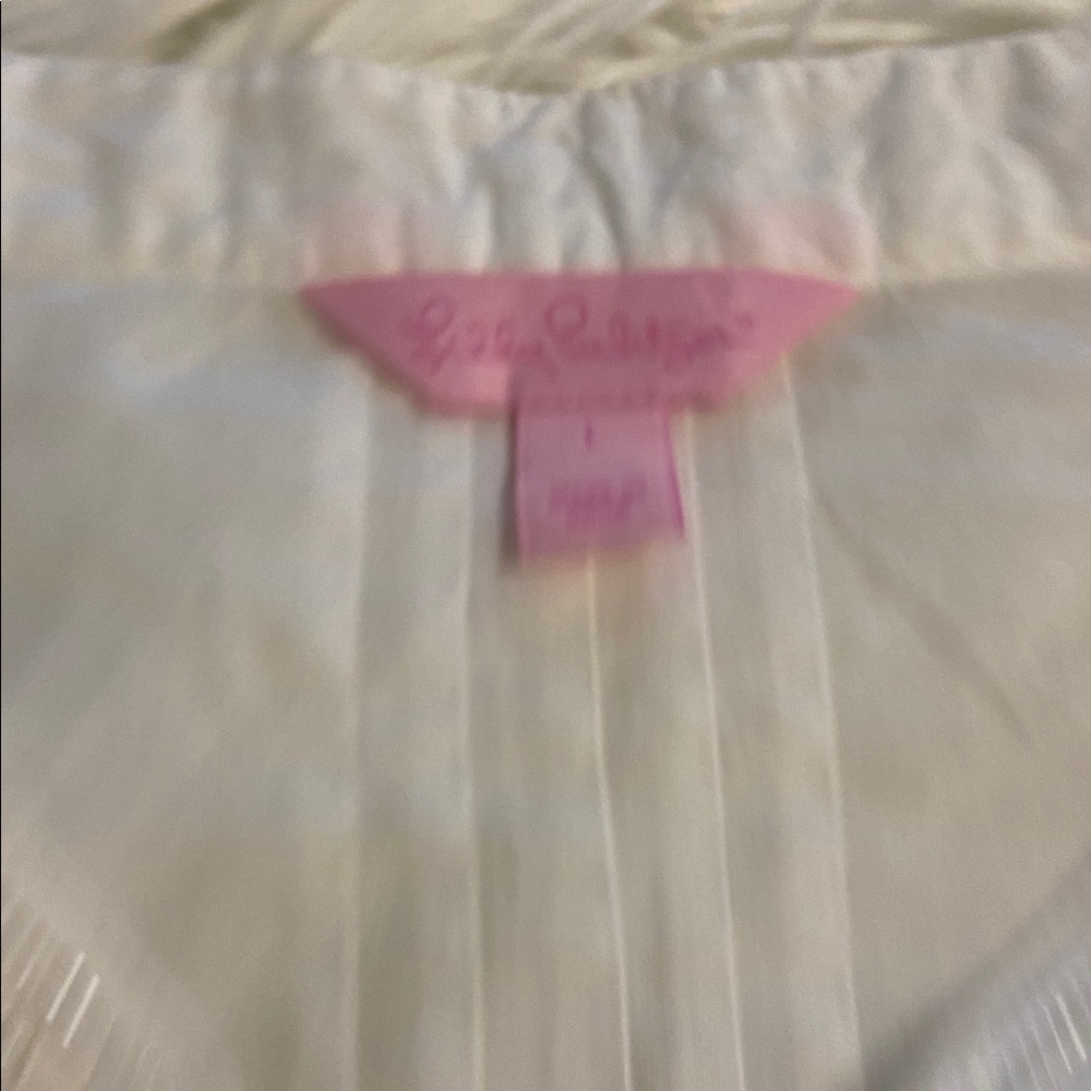 Lilly Pulitzer White Embroidered Tunic size L BNWOT length 31” bust 40” - Picture 12 of 12